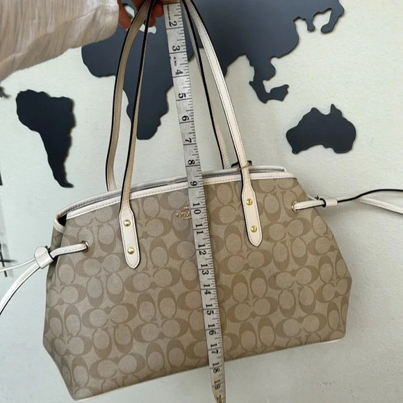 Coach Signature Drawstring Carryall Shoulder Bag F57842 TOTE BAG AUTHENTIC 100% - Picture 13 of 15